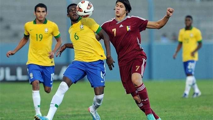 أبنير بالقميص رقم 6