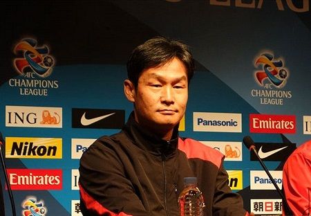 تشوي يونج سو بالمؤتمر الصحفي