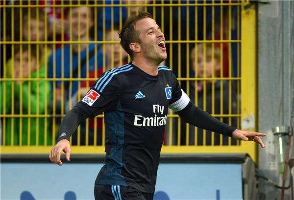 فان دير فارت يحتفل بالتسجيل