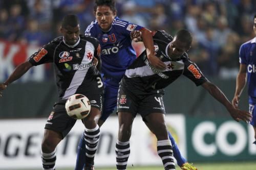 2011-12-01t011111z_01_stg108_rtridsp_3_soccer-latam_reuters