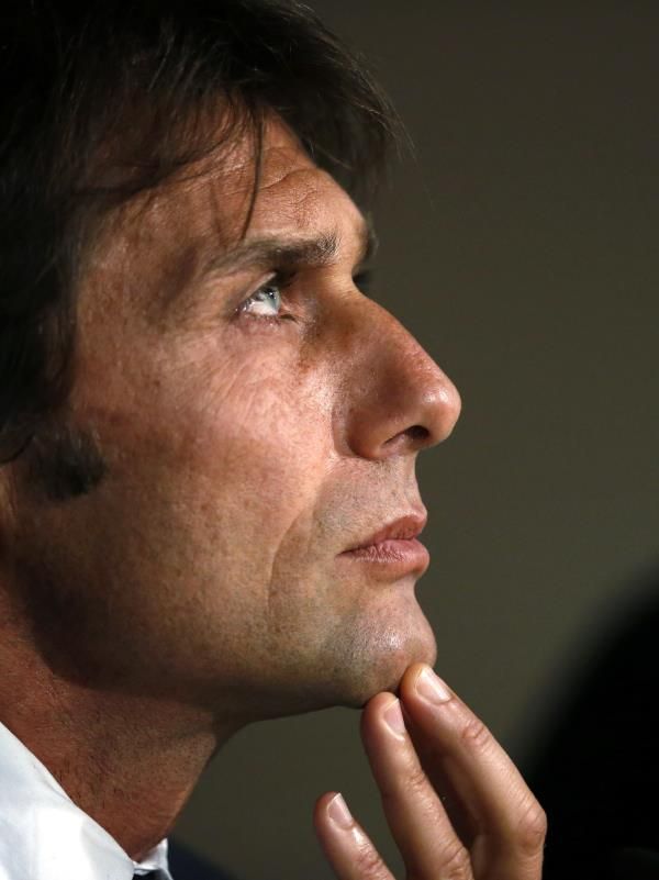 2013-10-22t173647z_607639394_gm1e9an048v01_rtrmadp_3_soccer-champions_reuters