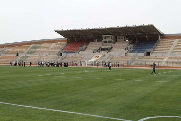 استاد عمان يشهد المباراة التاريخية