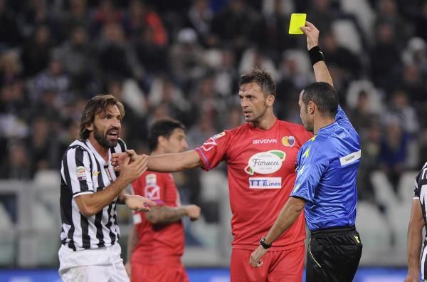 2013-10-30t212219z_1076669702_gm1e9av0equ01_rtrmadp_3_soccer-italy_reuters
