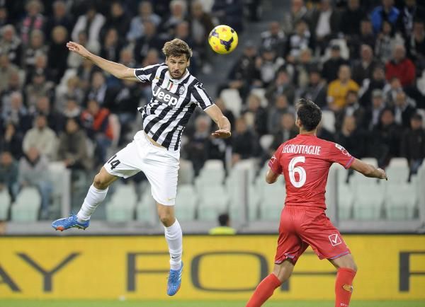 2013-10-30t210735z_1798625334_gm1e9av0dtg01_rtrmadp_3_soccer-italy_reuters