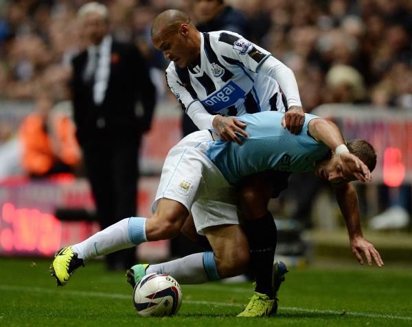 2013-10-30t214753z_178359481_gm1e9av0g0j01_rtrmadp_3_soccer-england-cup_reuters