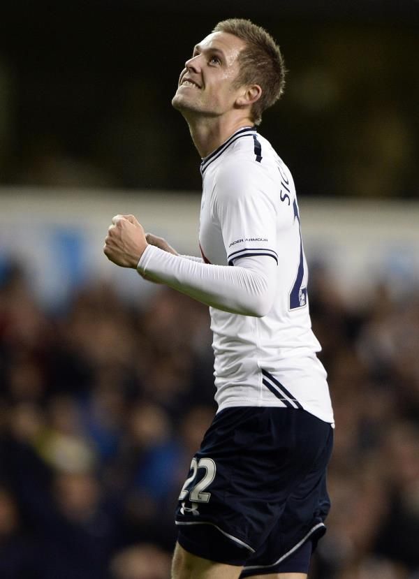 2013-10-30t201345z_1894294116_gm1e9av0bnp01_rtrmadp_3_soccer-england-cup_reuters