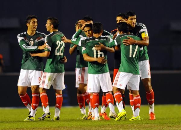 2013-10-31t052135z_1348277220_nocid_rtrmadp_3_soccer-friendly-mexico-vs-finland_reuters