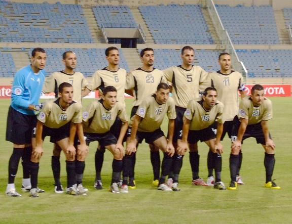 فريق شباب الاردن قبل اللقاء وبعدسة كووورة