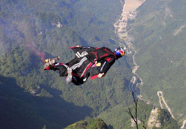 2013-10-14t041516z_22529380_gm1e9ae0xqh01_rtrmadp_3_china_reuters