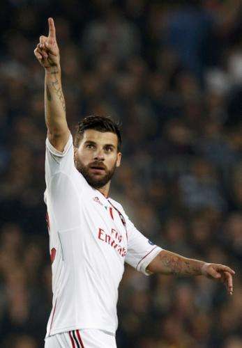 2012-04-03t202309z_01_dzl29_rtridsp_3_soccer-champions_reuters