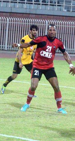 مصطفي العلاوي