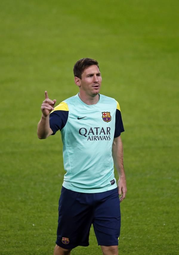 2013-10-25t182908z_1183241894_gm1e9aq06pi01_rtrmadp_3_soccer-spain-clasico_reuters