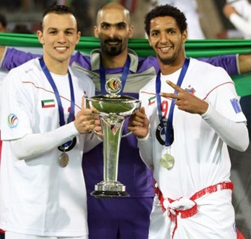جمعة والهمامي والكندري وفرحة الفوز بالكأس