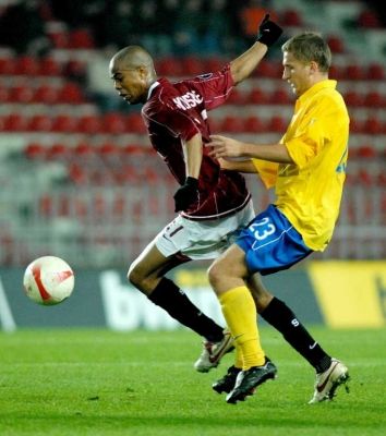 2007-10-25-00000301156546