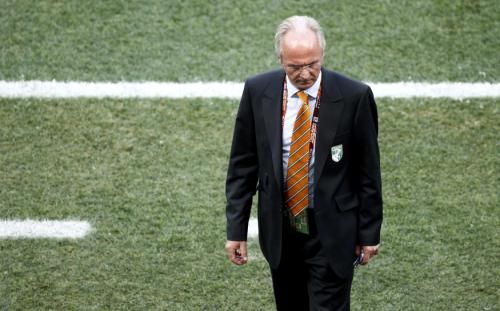 2010-06-25t144251z_01_wca412_rtridsp_3_soccer-world_reuters