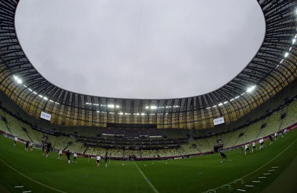 2012-06-21t172509z_01_cvi1219_rtridsp_3_soccer-euro_reuters
