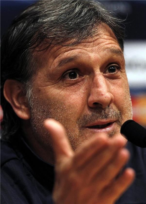 مارتينو خلال المؤتمر الصحفي