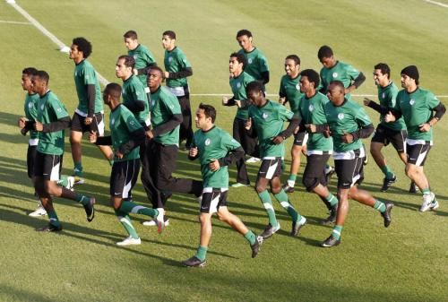 2011-01-122011-01-12t134254z_01_doh503_rtridsp_3_soccer-asian_reuters