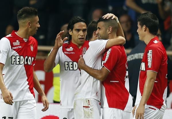 2013-10-27t182009z_2144456740_gm1e9as02zg01_rtrmadp_3_soccer-france_reuters