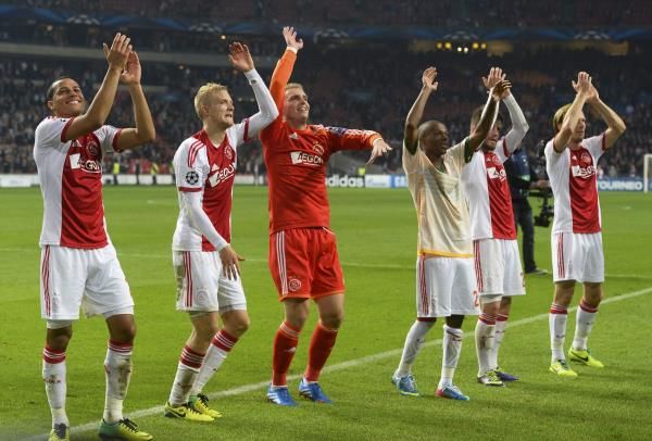 2013-11-06t215214z_1218918449_lr2e9b61oqr4q_rtrmadp_3_soccer-champions_reuters
