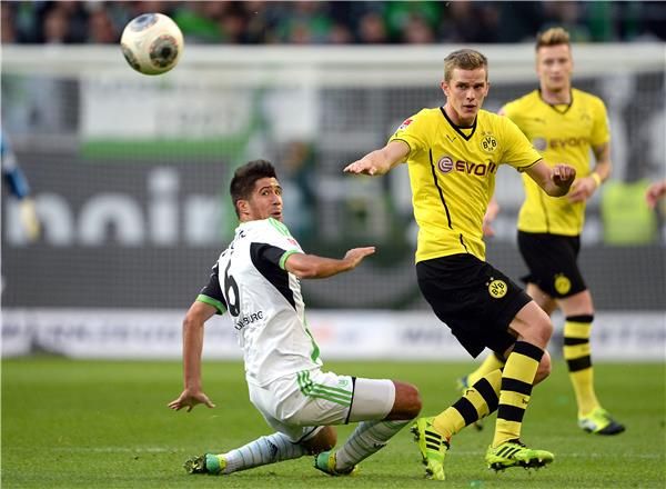 من مباراة دورتموند وفولفسبورج