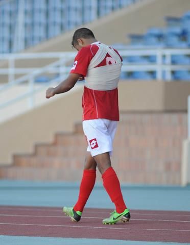 ليركي لاعب الفتح المصاب