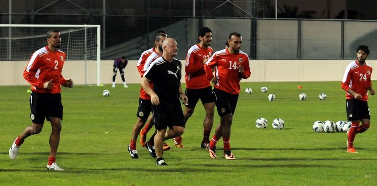 لقطات من تدريب المنتخب البحريني مساء الاحد