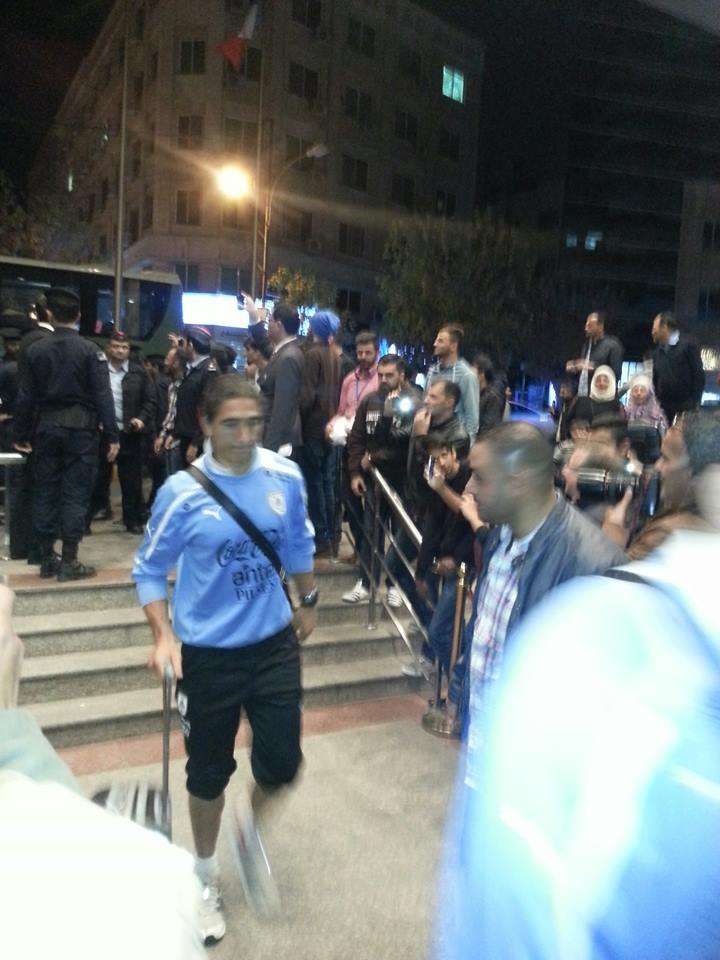 بعثة اوروجواي لحظة الوصول 