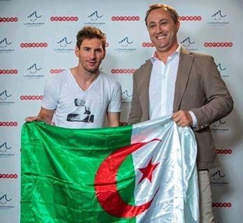 ميسي بعلم الجزائر