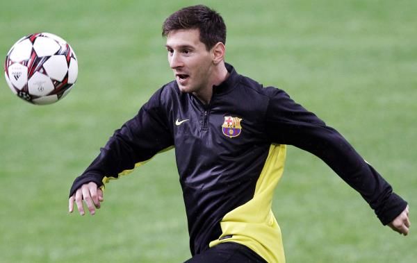 2013-10-21t181952z_680383005_gm1e9am06e701_rtrmadp_3_soccer-champions_reuters