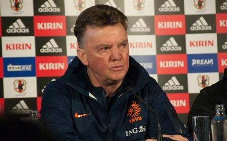 لويس فان جال في المؤتمر الصحفي