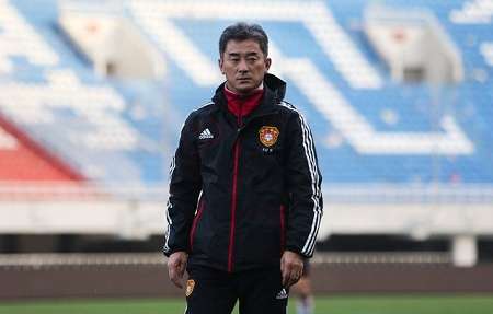 المدرب الصيني فو بو