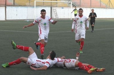 فرحة لاعبو البيرة بالفوز على الظاهرية
