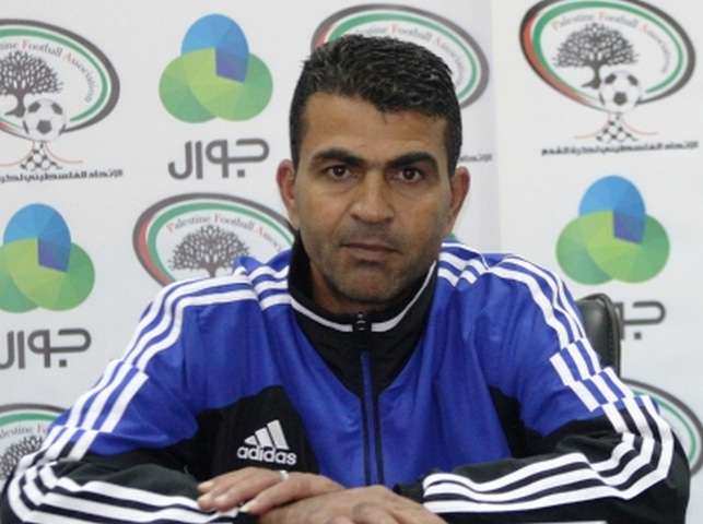 أيمن صندوقة