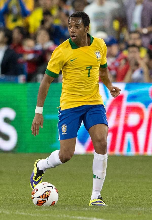 2013-11-20t032122z_93774392_nocid_rtrmadp_3_soccer-friendly-brazil-vs-chile_reuters