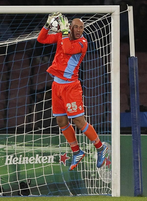 2013-11-06t204214z_1104392612_gm1e9b70cyc01_rtrmadp_3_soccer-champions_reuters