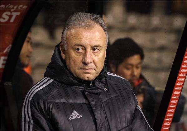 المدرب البيرتو زاكيروني في لقاء اليابان وبلجيكا