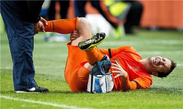 فان دير فارت إثر إصابته أمس