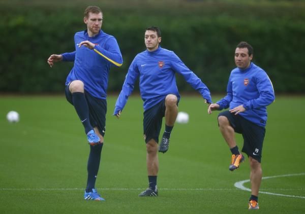 2013-10-21t130650z_2014942509_gm1e9al1mjl01_rtrmadp_3_soccer-champions_reuters