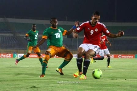 عمرو زكي 