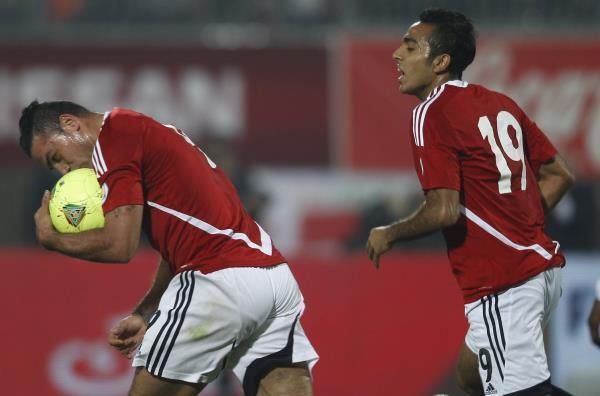2013-11-19t200235z_1035371338_gm1e9bk0b2601_rtrmadp_3_soccer-world_reuters