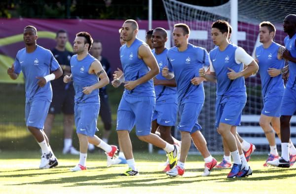 2012-06-22t174346z_01_aa64_rtridsp_3_soccer-euro_reuters