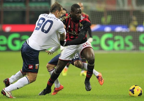 2013-11-23t210155z_497957119_gm1e9bo0dtd01_rtrmadp_3_soccer-italy_reuters