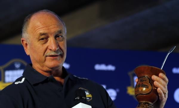 لويس فيليبي سكولاري