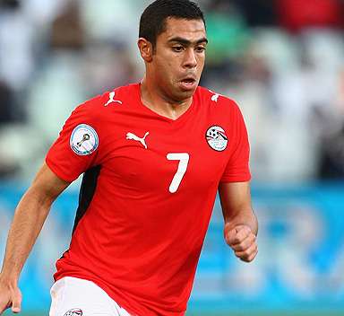 احمد فتحي لاعب الاهلي والمنتخب المصري
