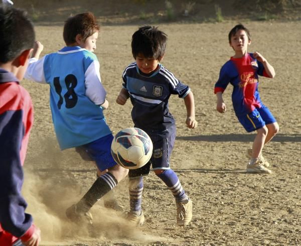 2013-11-27t130649z_742821429_gm1e9br1mij01_rtrmadp_3_soccer-argentina-prodigy-messi_reuters