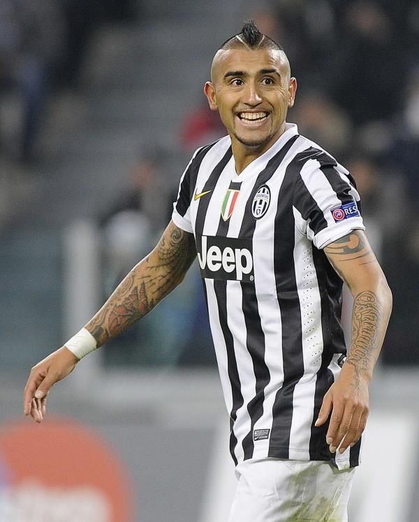 2013-11-27t221841z_628325222_gm1e9bs0hgs01_rtrmadp_3_soccer-champions_reuters
