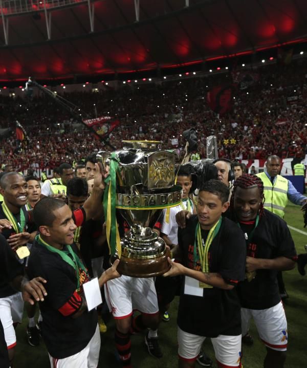 2013-11-28t023515z_2145200164_gm1e9bs0tbu01_rtrmadp_3_soccer-brazil_reuters