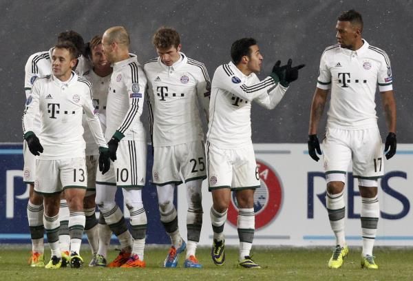2013-11-27t183531z_178251869_lr1e9br1fmxcz_rtrmadp_3_soccer-champions_reuters
