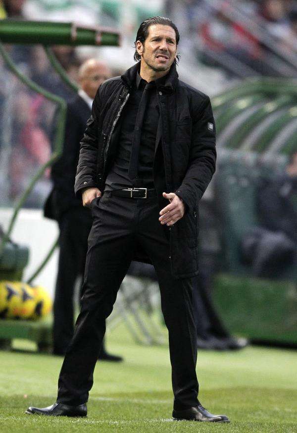 2013-11-30t165526z_1529344164_gm1e9c102hq01_rtrmadp_3_soccer-spain_reuters